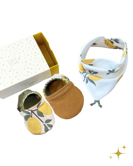 Box naissance Chaussons Bavoir Petit Zeste